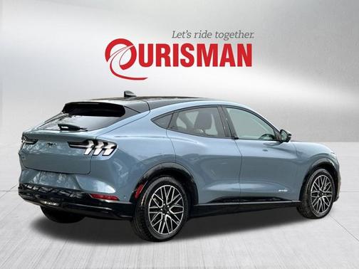 2024 Ford Mustang Mach-E PREMIUM