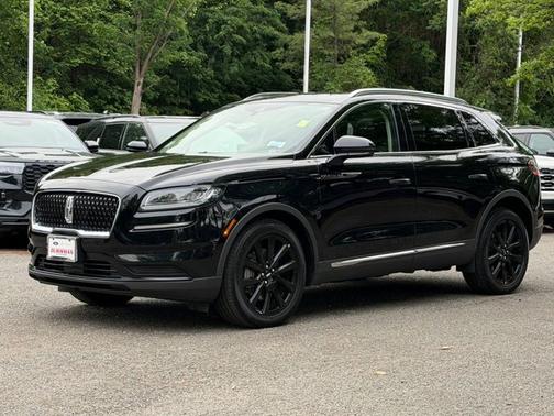 INFINITE BLACK MET CC 2023 Lincoln Nautilus RESERVE