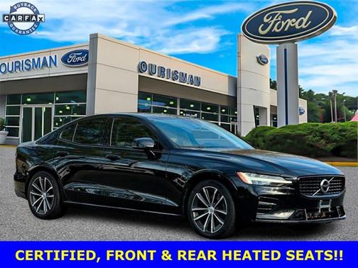 Black Stone 2022 Volvo S60 B5 MOMENTUM