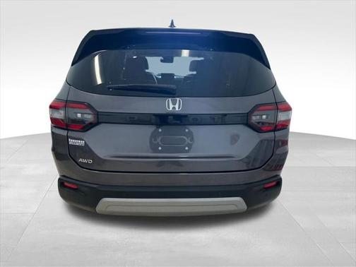 2023 Honda Pilot AWD EX-L 8 Passenger