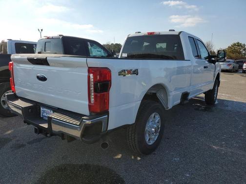 2025 Ford F-250 XLT