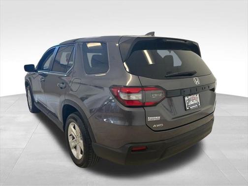2023 Honda Pilot AWD LX