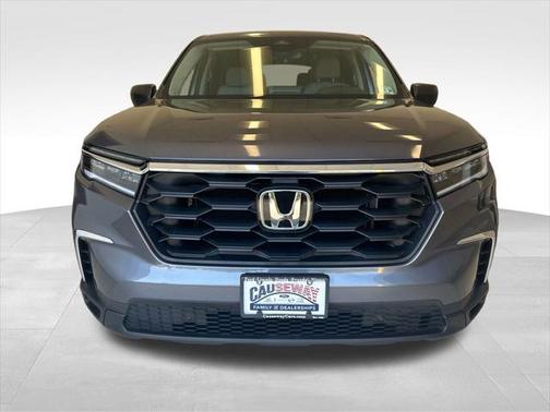 2023 Honda Pilot AWD LX