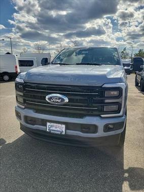 2025 Ford F-350 Platinum