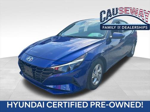 2023 Hyundai ELANTRA SE