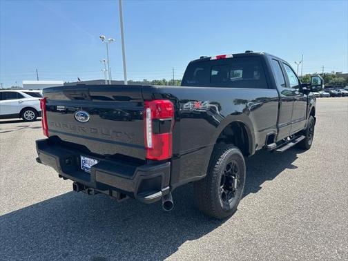 2025 Ford F-250 XL