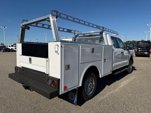 2025 Ford F-250 XL