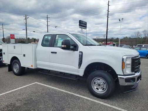 2025 Ford F-250 XL