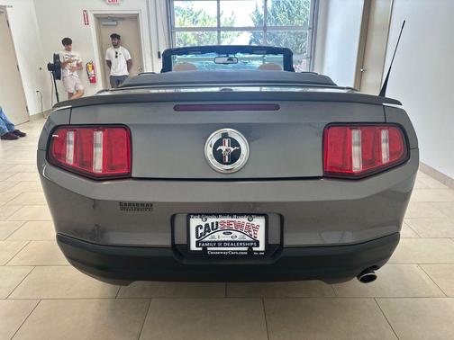 2010 Ford Mustang Base