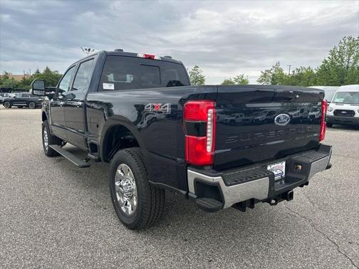 2025 Ford F-350 Lariat