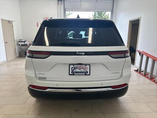 2023 Jeep Grand Cherokee Laredo