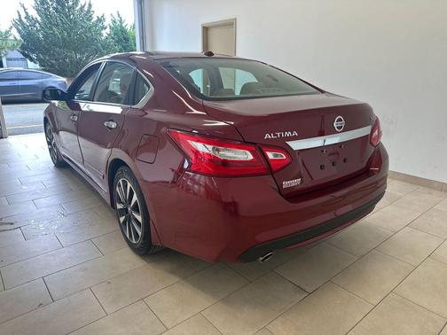 2017 Nissan Altima 2.5 SV