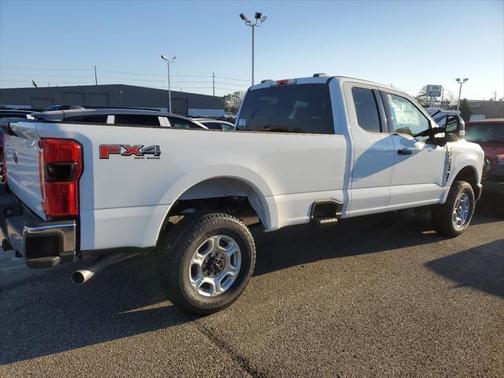 2025 Ford F-350 XLT