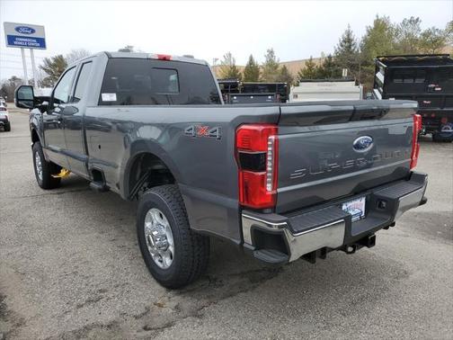 2025 Ford F-350 XLT