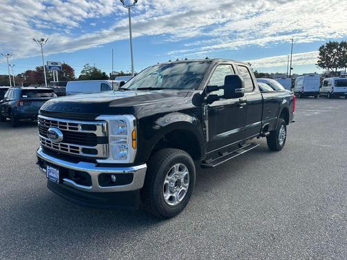 2025 Ford F-250 XLT