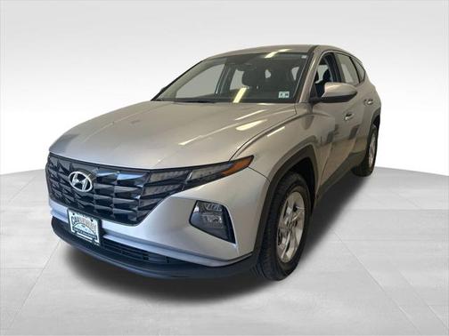 2022 Hyundai TUCSON SE