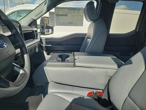 2025 Ford F-250 XL