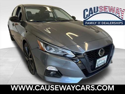 2022 Nissan Altima SR FWD