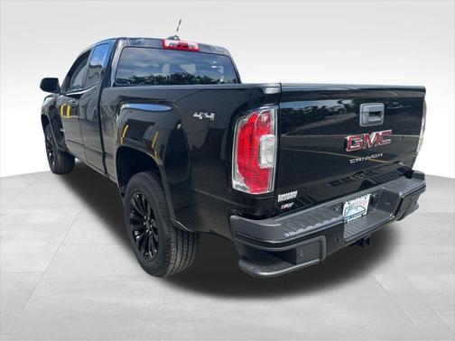 2022 GMC Canyon Elevation Standard