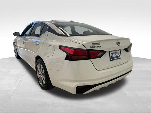 2025 Nissan Altima S FWD