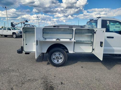 2025 Ford F-350 XL