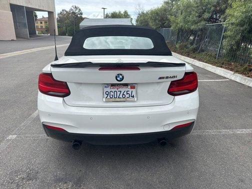 2018 BMW M240 i