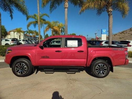 2022 Toyota Tacoma TRD Sport