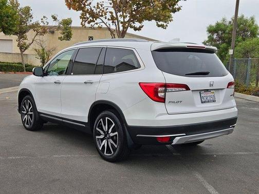 2022 Honda Pilot Touring 7-Passenger