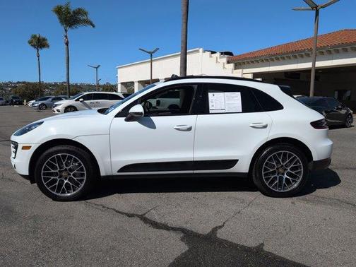 2018 Porsche Macan S