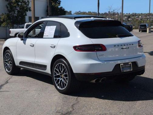 2018 Porsche Macan S