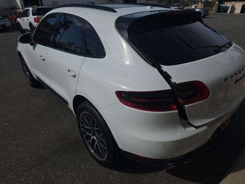 2018 Porsche Macan S