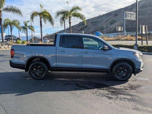 2022 Honda Ridgeline Black Edition