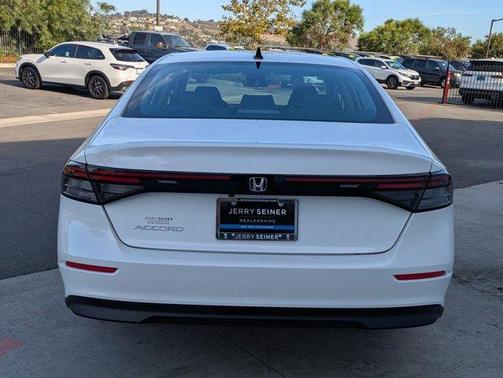 2025 Honda Accord SE