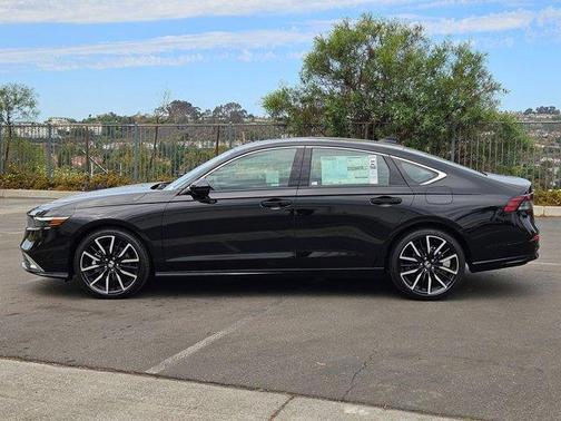 2025 Honda Accord Hybrid Touring