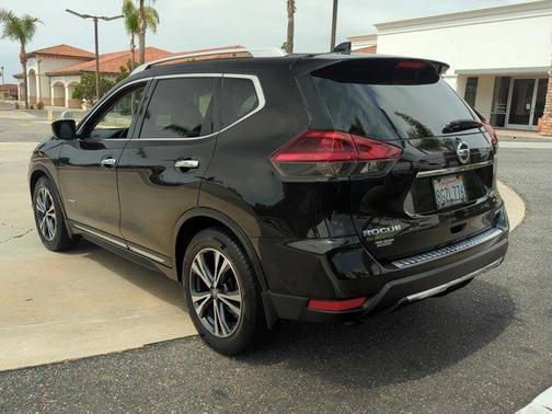 2018 Nissan Rogue Hybrid SL
