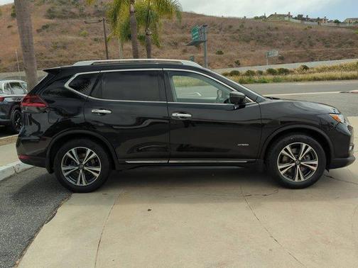 2018 Nissan Rogue Hybrid SL