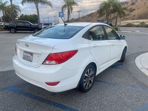 2017 Hyundai Accent Value Edition