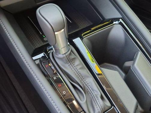 Platinum White Pearl 2026 Honda Accord Hybrid Touring