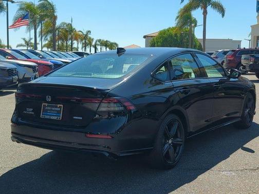 2025 Honda Accord Hybrid Sport-L