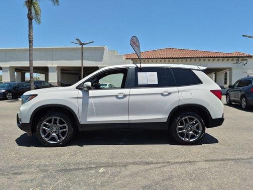 Platinum White Pearl 2023 Honda Passport EX-L