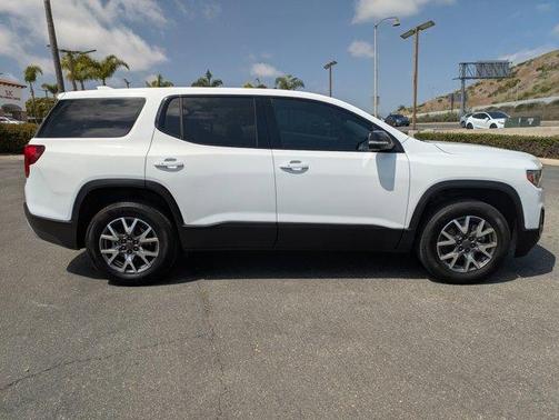 2022 GMC Acadia SLE