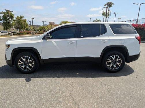 2022 GMC Acadia SLE