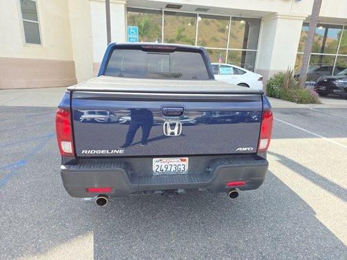 Obsidian Blue Pearl 2021 Honda Ridgeline RTL