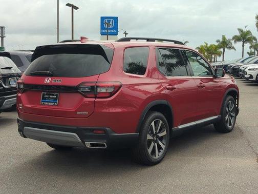 2025 Honda Pilot Touring