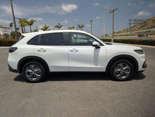 2026 Honda HR-V LX