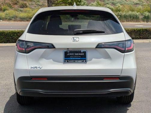 2026 Honda HR-V LX