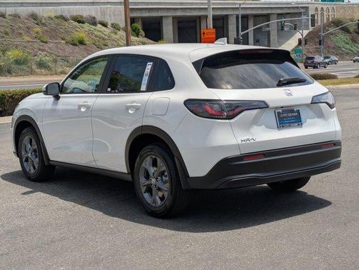 2026 Honda HR-V LX