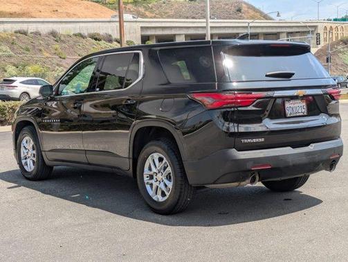 2023 Chevrolet Traverse LS