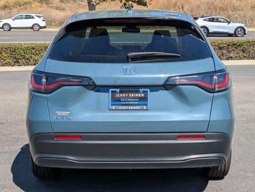 2026 Honda HR-V LX