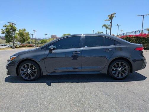 2025 Toyota Corolla Hybrid SE